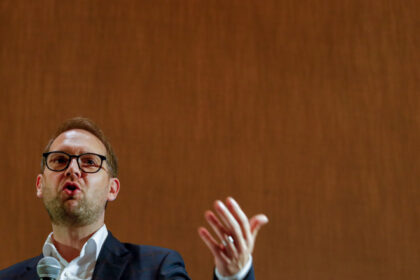 de ce nu a primit presedintele usr cetatenia romana astept ca fiecare roman si ma face in fiecare zi sa ma simt un pic mai roman 687ffc5d4bab5