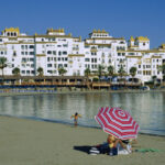 de ce nu si permit spaniolii vacante la ei in tara 6880ebaaa3b58