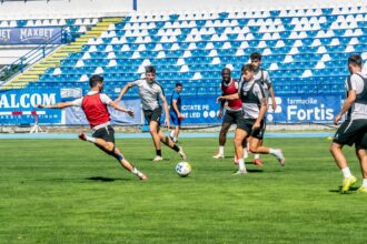 delegatia cu care politehnica trece dunarea echipa ieseana care a adus un preparator fizic de la nationala se va pregati pana pe 22 iulie in bulgaria 68706528e1a4c