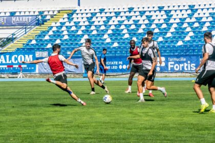 delegatia cu care politehnica trece dunarea echipa ieseana care a adus un preparator fizic de la nationala se va pregati pana pe 22 iulie in bulgaria 68706528e1a4c