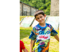 doar o treime dintre copiii cu parinti plecati din tara vor avea parte de o revedere vara aceasta 687cd70ba7452