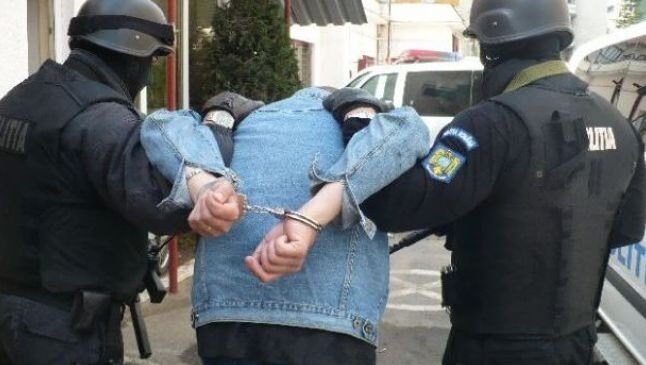 doi ieseni cautati de justitie arestati de politisti unul pentru spalare de bani in austria altul pentru conducere sub influenta alcoolului 688032072b0c5