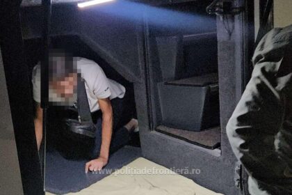 doi soferi turci arestati pentru trafic de migranti la frontiera cu bulgaria unde au fost gasiti un afgan si un irakian 688880842477e