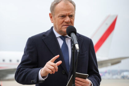 donald tusk infiinteaza un superminister responsabil de finante si economie cea mai importanta initiativa 6880d040c657f
