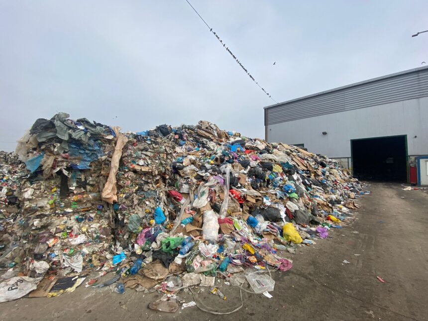 doua asocieri de firme se bat pentru a prelua gestionarea depozitului ecologic de la tutora 6876f950d1062