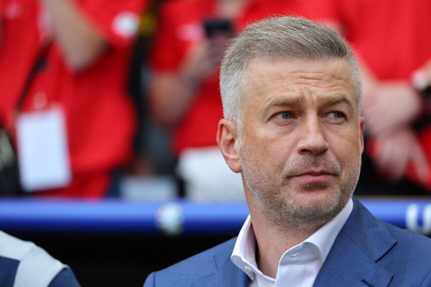 edi iordanescu s a calificat cu legia in turul doi preliminar al uefa europa league echipa romanului a trecut de aktobe la care joaca vlad si vatajelu 68795d3e10e26