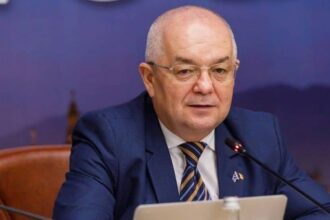 emil boc catre un consilier usr daca vreti sa fiti partid responsabil fiti si la cluj nu papagali si populisti la cluj si responsabili la bucuresti video 686ce93911fb6