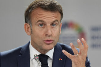 emmanuel macron critica noile tarifele ale lui donald trump ue trebuie sa mobilizeze toate instrumentele aflate la dispozitia sa 6872ac13538d2