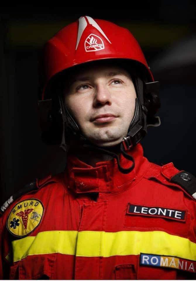 erou in timpul liber pompierul care a intervenit la accidentul cu 17 victime de la letcani a fost premiat de catre ministerul afacerilor interne 687915cc09873