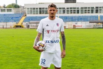 exclusiv stoper de 195 metri la acsm politehnica iasi are circa 250 de meciuri in primele ligi din romania si republica moldova 6867e27f11a79