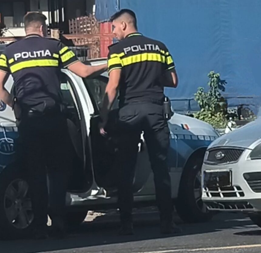 exclusiv un zmeu de 15 ani s a luat la tranta cu politistii dupa ce si a agresat mama 6867d8ee8ab82