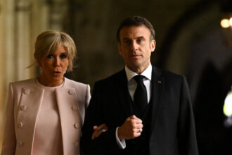 familia macron o da in judecata pe influencerita candice owens dupa ce a sustinut ca prima doamna a frantei s a nascut barbat 68812ad72c81b