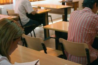 fara incidente la proba scrisa a definitivatului 2025 in iasi sapte candidati s au retras iar 14 au absentat 686d06bc0e871