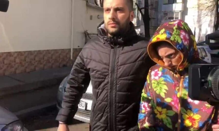 femeia din galati care anul trecut si a omorat fetita in bataie condamnata la peste 28 de ani de inchisoare 68750a7db9db5