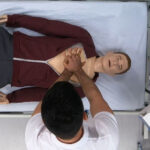 fii salvator cum facem masajul cardiac 6866653134bf6 1