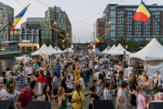 foto record de prezenta la cel mai mare festival romanesc din sua peste 12 000 de oameni au celebrat traditiile la washington 6876252fcde19