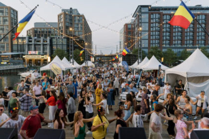 foto record de prezenta la cel mai mare festival romanesc din sua peste 12 000 de oameni au celebrat traditiile la washington 6876252fcde19