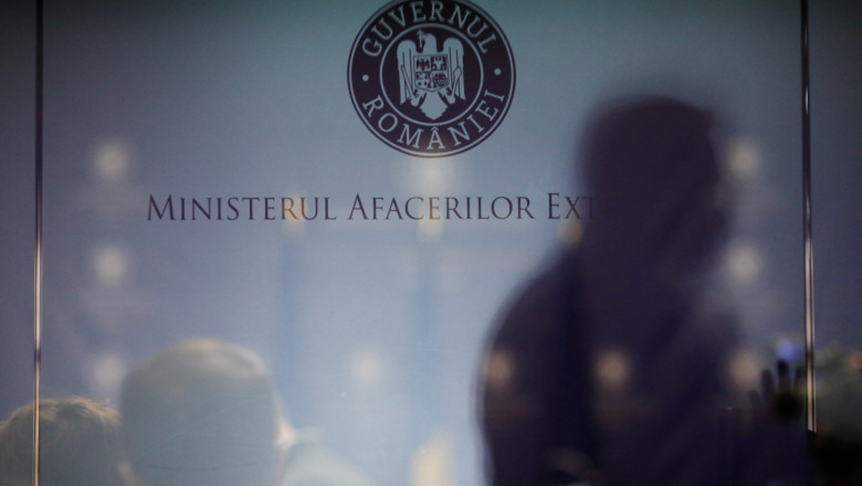 foto tamila cristescu mesaj vulgar la adresa ministrului de externe oana toiu dupa ce a fost concediata din functia de viceconsul in sua 687141019a917