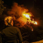 galerie foto incendiul de la periferia orasului marsilia a fost izolat insa pot aparea noi focare avertizeaza prefectul 686eb7ff2a7c9