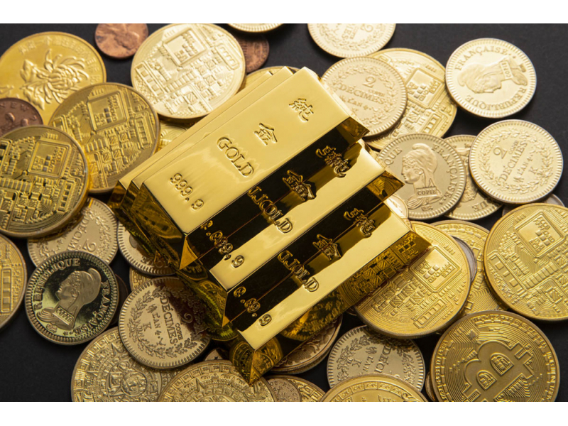 goana iesenilor dupa lingourile de aur 686c993be7926