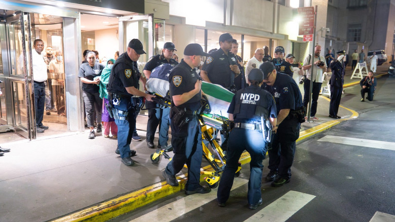 guvernatorul statului new york solicita interzicerea armelor de asalt la nivel national dupa atacul din manhattan 6889308968800