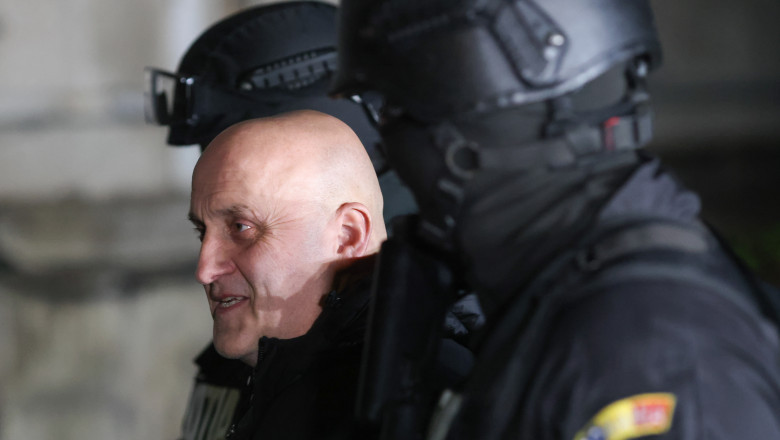 horatiu potra este urmarit penal pentru evaziune delapidare si spalare de bani procurorii i au pus sechestru pe aur si pe conturi 686e32c533d8c