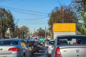 imobilitate urbana scoala pe patru roti cum blocheaza anul scolar traficul si mobilitatea persoanelor in sudul iasului 6867396427042