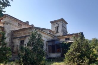 inca o incercare de salvare a unei cladiri monument istoric casa roset catargiu 6872feac94b69