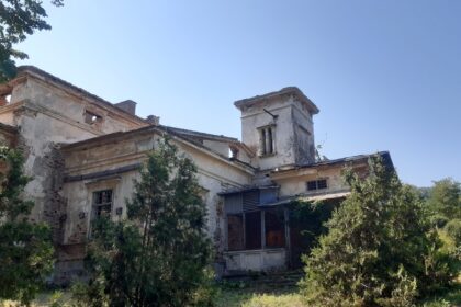 inca o incercare de salvare a unei cladiri monument istoric casa roset catargiu 6872feac94b69