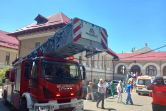 incendiu la maternitatea cuza voda trei gravide dintre care una in travaliu transferate la elena doamna 6880f884c25f3