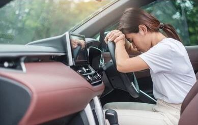 interventie in municipiul iasi persoana ranita intr un autoturism echipajele isu actioneaza in sprijinul echipelor medicale 687e5af3ec8ae
