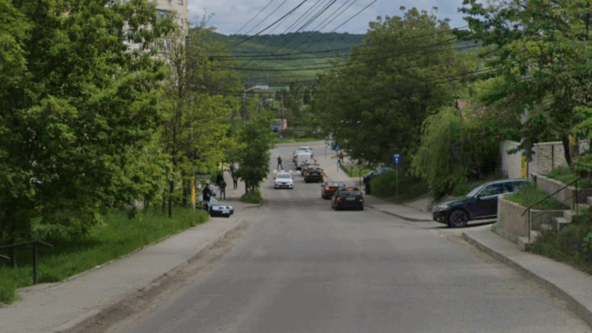 intra in santier un drum important de la iesirea din iasi portiunea ce va fi asfaltata are peste 6 km 68687d422fd47