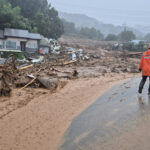 inundatii si alunecari de teren uriase in coreea de sud 14 persoane au murit iar 12 sunt date disparute 687ca17e35f3b