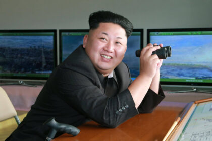 kim jong un continua sa il aprovizioneze pe vladmir putin cate dintre obuzele trase in ucraina sunt din coreea de nord 687166a8d4a2d