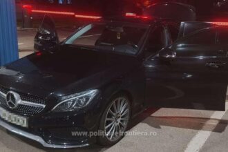 mercedes cautat de catre autoritatile franceze descoperit de politistii de frontiera de la moravita 687f6542d3c6f