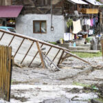 ministra mediului a ajuns la brosteni o sa facem absolut tot ceea ce putem ca sa ajutam nu doresc sa fac o activitate populista 688b89b0070e8