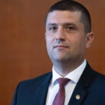 ministrul economiei sunt consilii de administratie unde directorul castiga peste 50 000 de lei pe luna 6866865a7d218