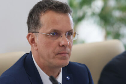 ministrul ionut mosteanu suntem pe un trend bun in mare trebuie sa ajungem la aceasta tinta cu 35 din pib la aparare 686edc60abc00