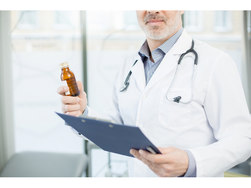 ministrul sanatatii face ordine cu forta la iasi spitalele vor absorbi rezidentii fara cabinet 686f84b871a27