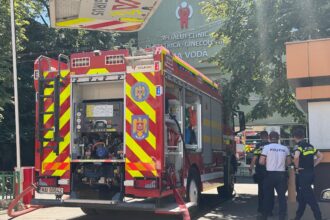 ministrul sanatatii si raed arafat vizita la maternitatea cuza voda dupa incendiu 6880c3551b2f9