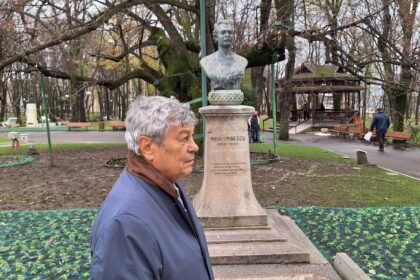 mircea lucescu imparatul fotbalului romanesc implineste maine 80 de ani zece episoade de 10 lasate iesenilor de selectionerul tricolorilor pancu ar trebui clonat 6886cb8ba9b20