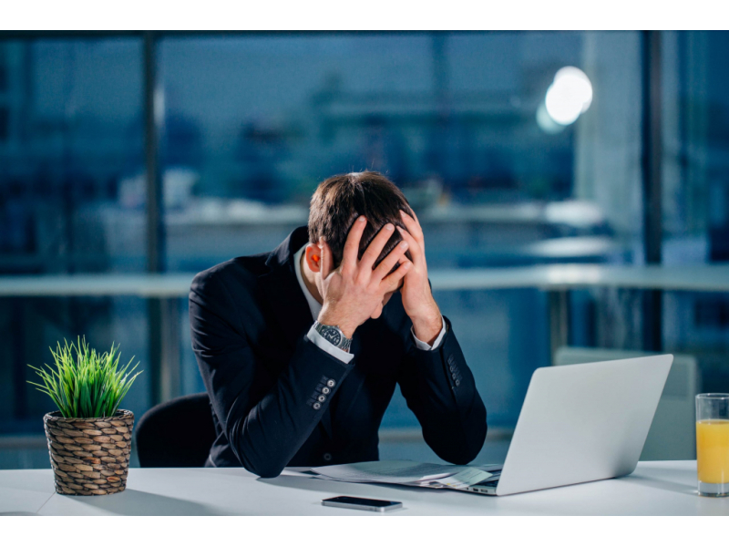 munca de sclavi in iasi burnout ul noua pandemie din birouri si magazine 687e3e9a02549