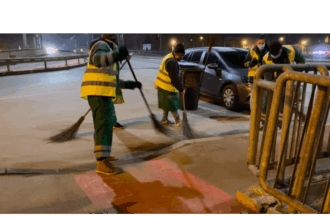 muncitorii invizibili care tin iasul in viata 687f50eac90c1