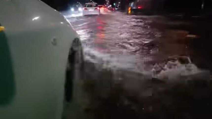 natura s a dezlantuit la iasi strazi transformate in albii de rauri masini distruse dupa furntuna de luni seara video 68886a28d4f14