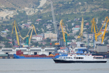 navele straine vor intra in porturile rusesti doar cu aprobarea fsb decretul a fost semnat de vladimir putin 687e581534275