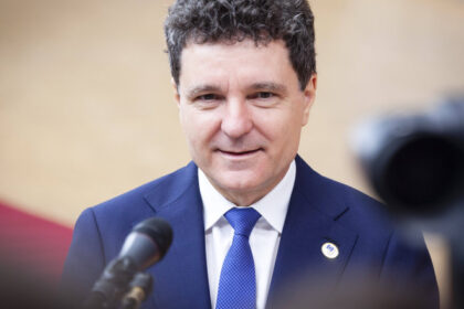 nicusor dan interviu in presa germana despre alegeri relatia cu trump si deficit am o intelegere foarte geometrica a lucrurilor 687a31dbb537c