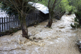 noi alerte de la hidrologi risc de viituri si cresteri de debite pe rauri in mare parte din tara judetele suceava si neamt vizate 688896618ef28