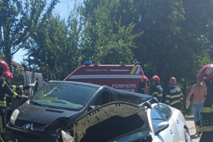 o persoana a ramas incarcerata in urma unui accident petrecut in comuna dobrovat 68809f80a31c2