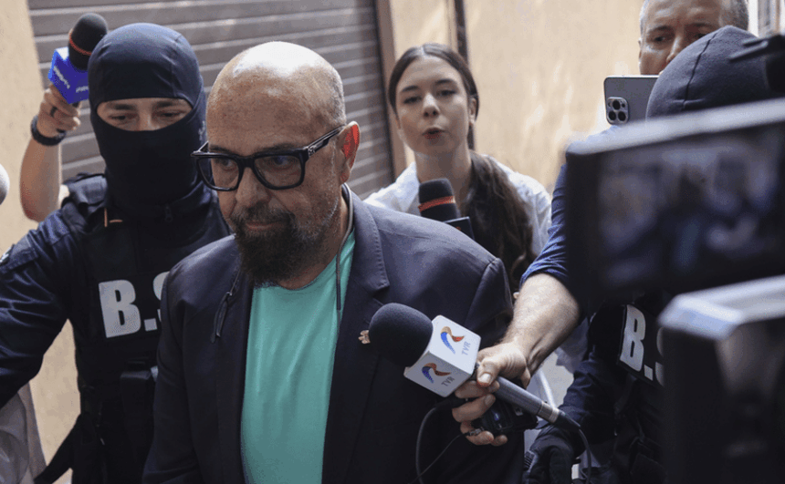 oficial dna prezinta acuzatiile aduse lui piedone cum ar fi ajutat hotelul prietenului sau sa evite sanctiunile 68801b9f7f4b6