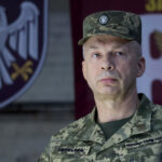 oleksandr sirski comandantul fortelor armate ale ucrainei 60 de ani sa ma retrag pot sa fac 100 de flotari fara sa ma opresc 68870a6bcd6fc